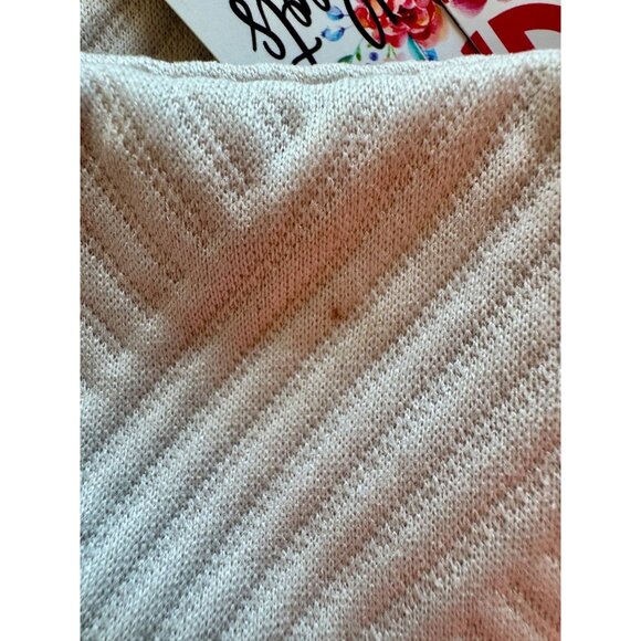 Kickin It Biker Shorts Silver Chevron Pattern Small NWT By Bucket List - Picture 6 of 6